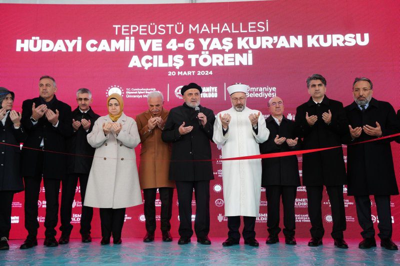 DİYANET İŞLERİ BAŞKANI PROF. DR. ALİ ERBAŞ ÜMRANİYE'DE CAMİ AÇILIŞINA KATILDI