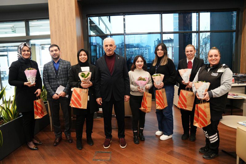 BAŞKAN YILDIRIM’DAN KADINLARA ÖZEL HEDİYE