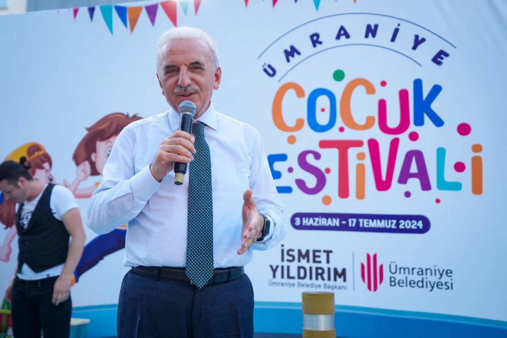 ÇOCUKLARIN HEYECANLA BEKLEDİĞİ ÜMRANİYE ÇOCUK FESTİVALİ BAŞLADI