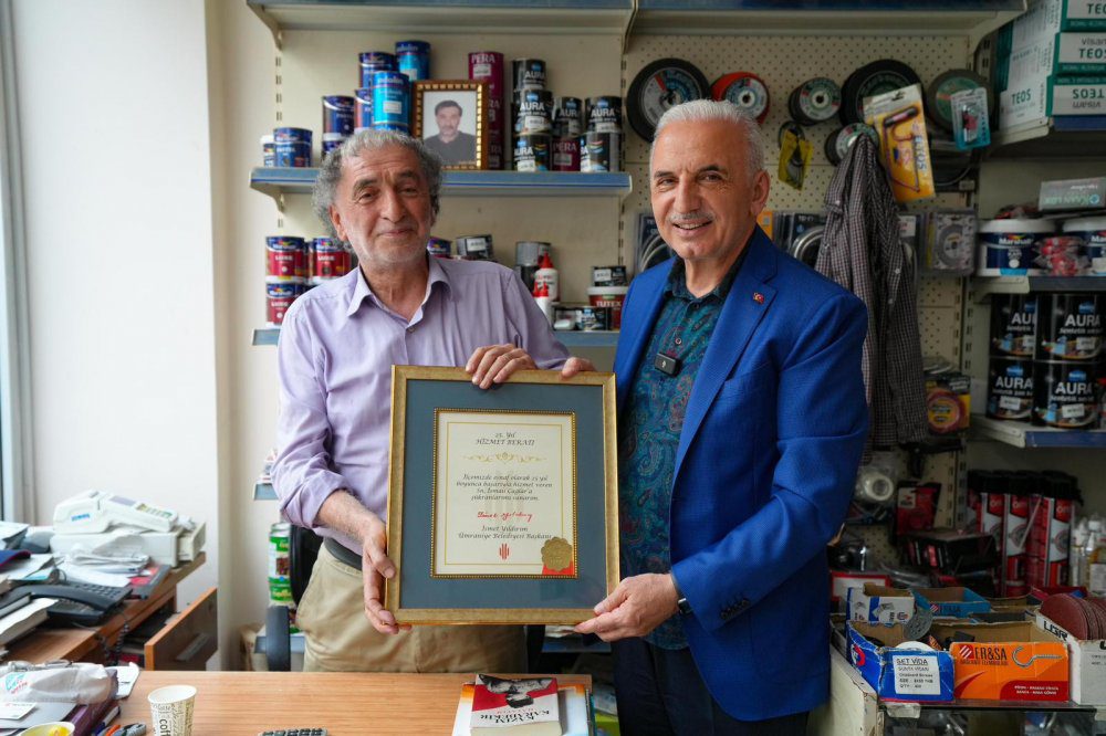 EMEK DOLU 51 YILA BAŞKAN YILDIRIM’DAN HİZMET BERATI