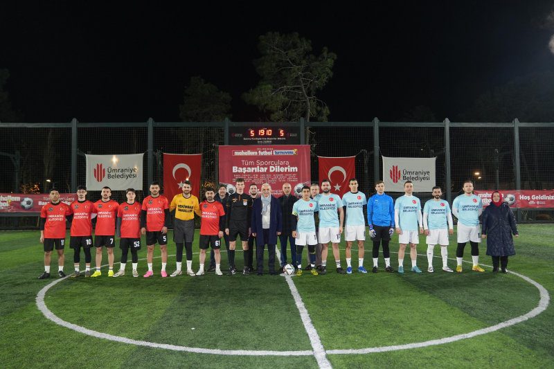 ÜMRANİYE'DE MAHALLELERİN FUTBOL COŞKUSU BAŞLADI