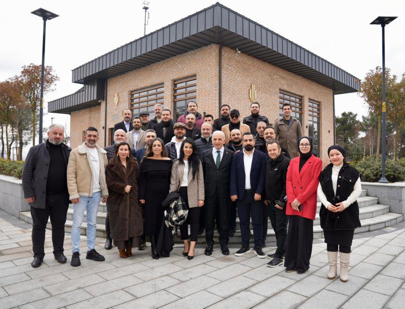 BAŞKAN YILDIRIM, RADYO PROGRAMCILARIYLA BULUŞTU