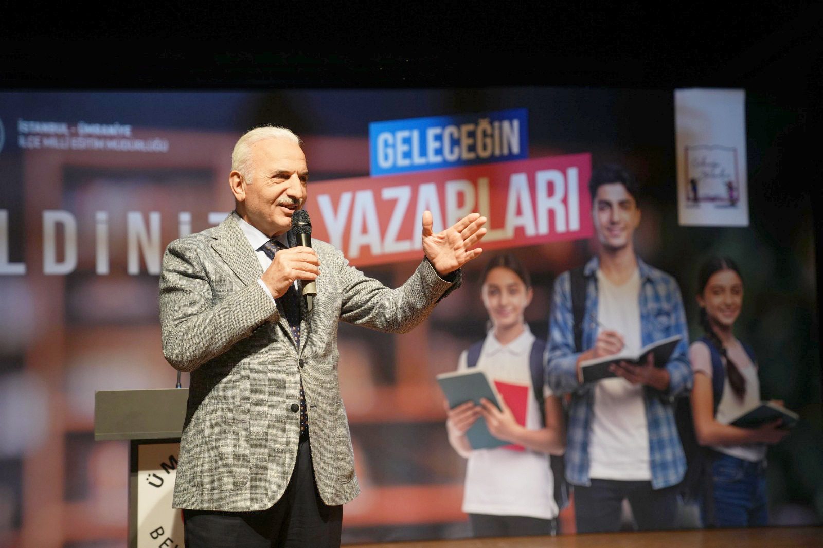 GELECEĞİN YAZARLARI PROJESİ, KAPANIŞ SERGİSİYLE TAÇLANDI