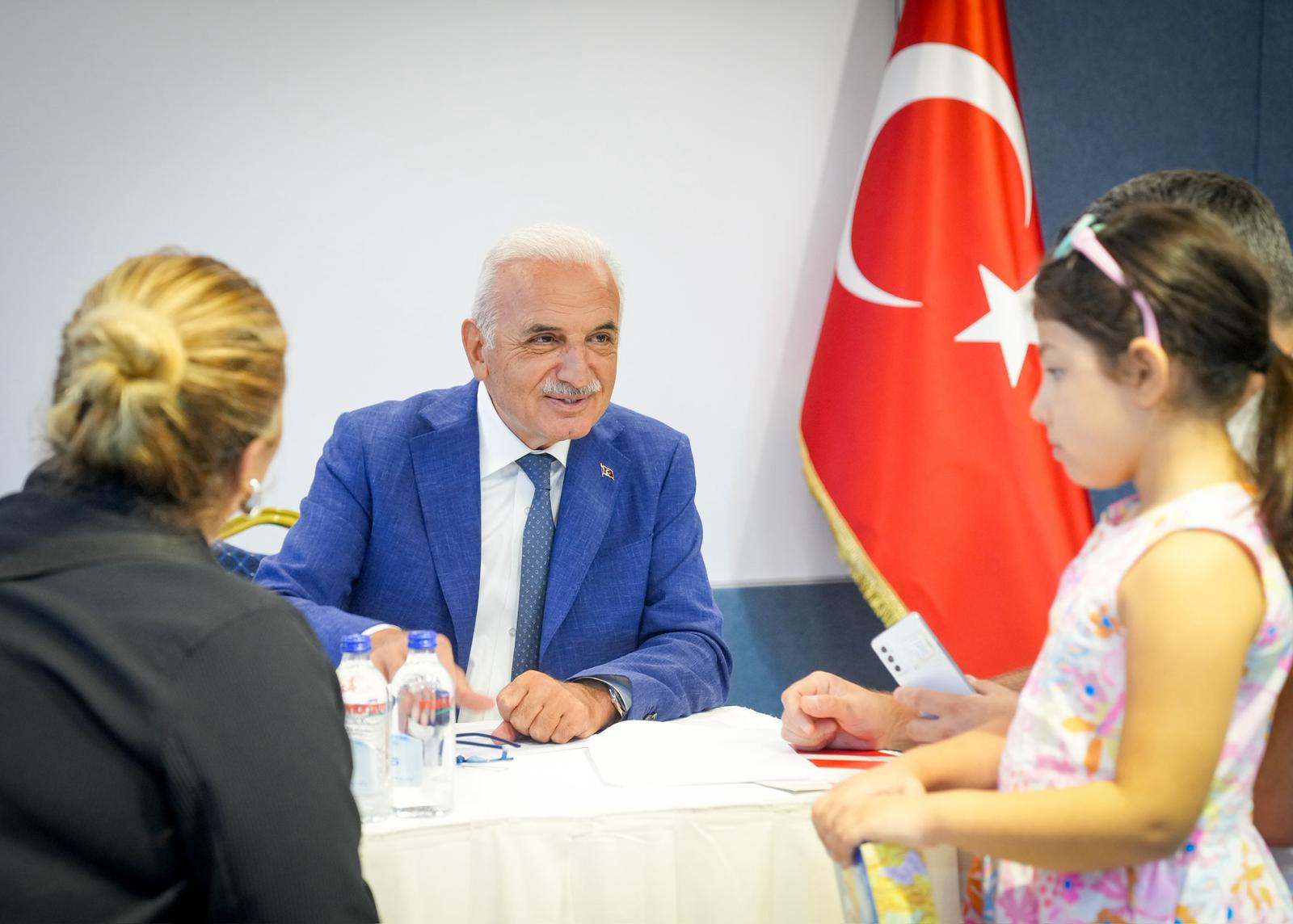 ÜMRANİYE'DE HALK GÜNÜ BULUŞMALARI BAŞLADI