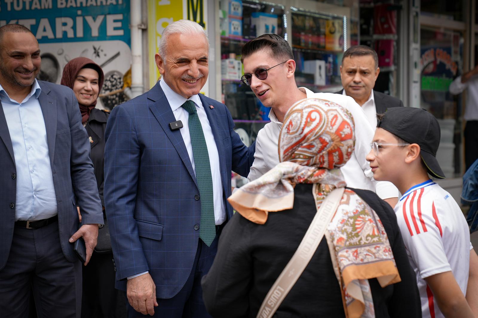 BAŞKAN İSMET YILDIRIM’DAN ESNAF ZİYARETİ