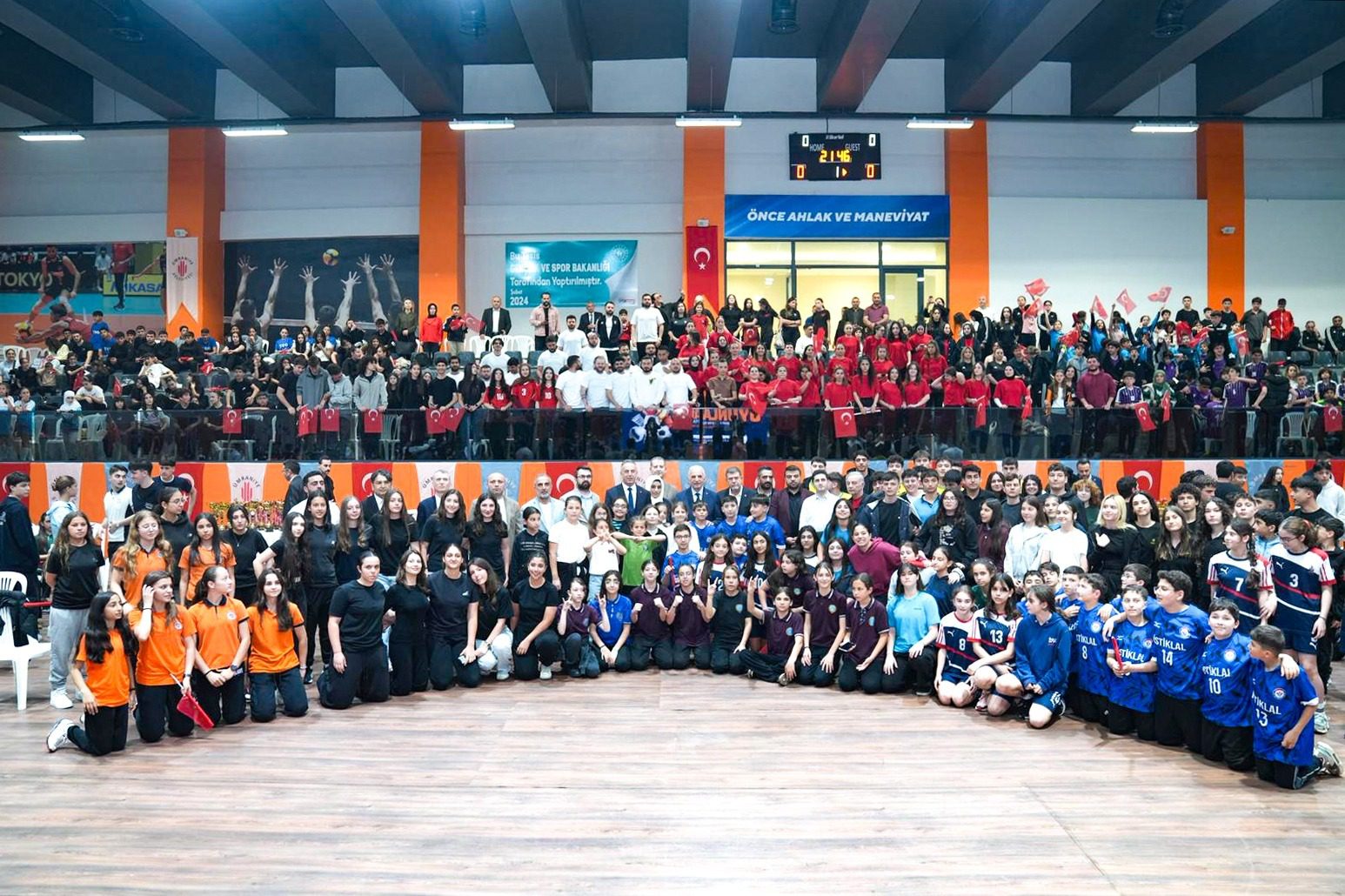 18.GELENEKSEL SPOR OYUNLARI COŞKULU BİR TÖRENLE SONA ERDİ